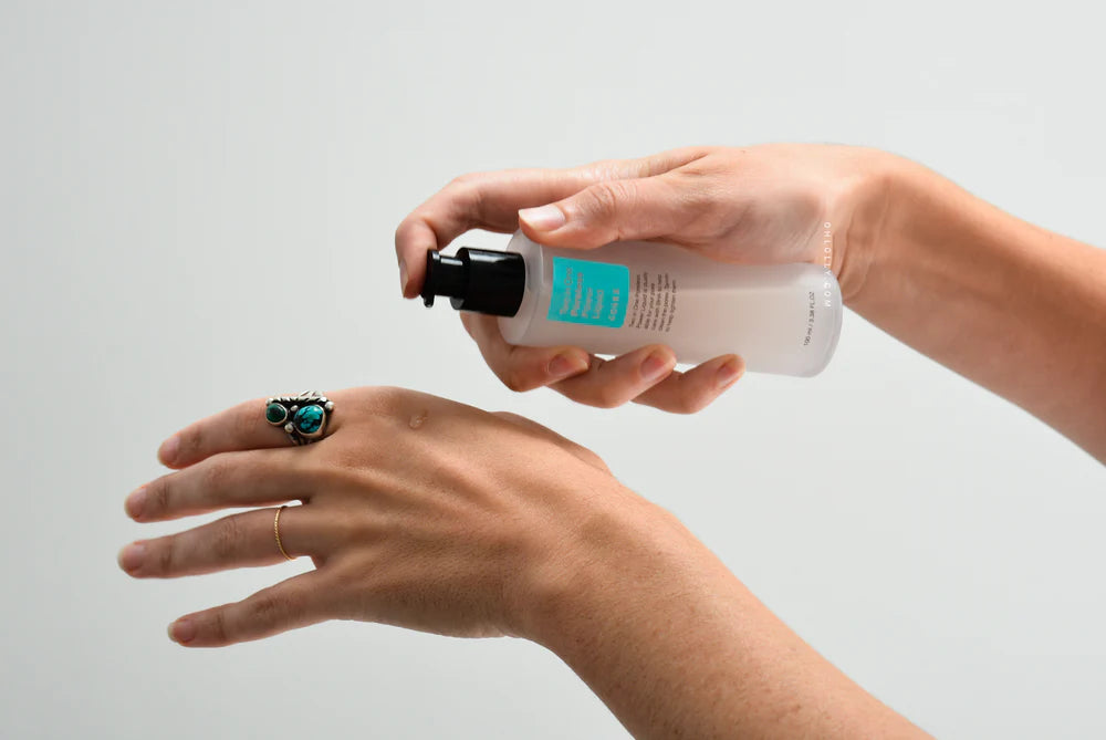 COSRX TWO IN ONE PORELESS POWER LIQUID  ( 100ML )